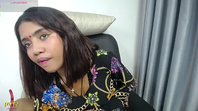 aishwarya398229 online show from 06-25-26, 07:51