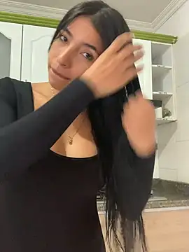 Snapshot of VIOLETA-1122 chatting on 06-23-26, 01:09 VIOLETA-1122 online show from 06-23-26, 01:09