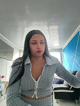 Snapshot of LilacNoir chatting on 06-29-26, 06:52 LilacNoir online show from 06-29-26, 06:52
