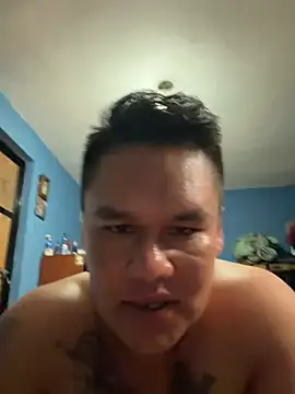 LatinoLeones online show from 06-21-26, 12:13