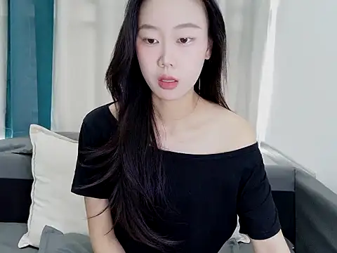 Snapshot of yuyu9988 chatting on 07-04-26, 02:40 yuyu9988 online show from 07-04-26, 02:40