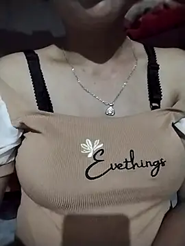 Snapshot of _Lynk_ chatting on 07-14-26, 07:57 Lynk online show from 07-14-26, 07:57