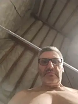 Snapshot of Philebranleur chatting on 07-28-26, 03:32 Philebranleur online show from 07-28-26, 03:32