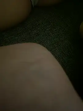 feetlilly online show from 06-30-26, 12:44