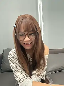 Snapshot of kimo_125 chatting on 07-18-26, 08:07 kimo 125 online show from 07-18-26, 08:07