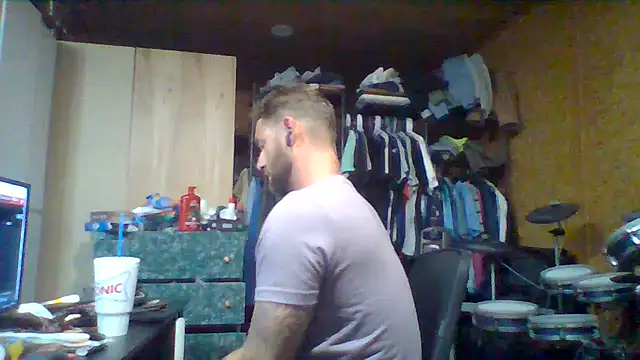 Snapshot of midwestkinkster580 chatting on 07-17-26, 05:25 midwestkinkster580 online show from 07-17-26, 05:25