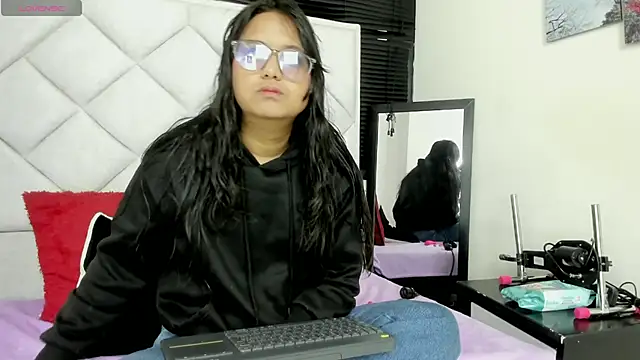 Snapshot of azul_moonn chatting on 08-05-26, 04:26 azul moonn online show from 08-05-26, 04:26