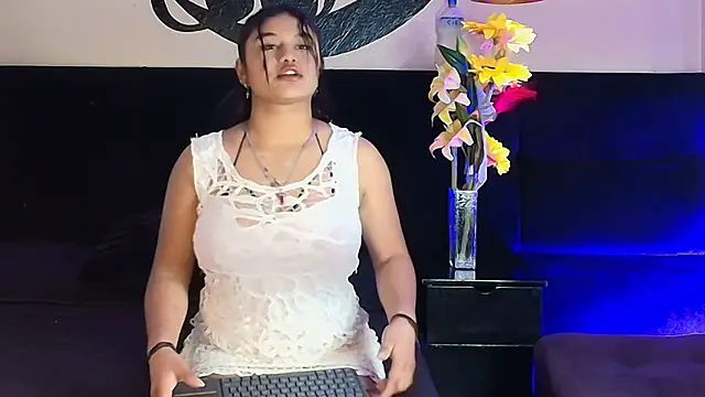 LexiSttar online show from 08-06-26, 07:16