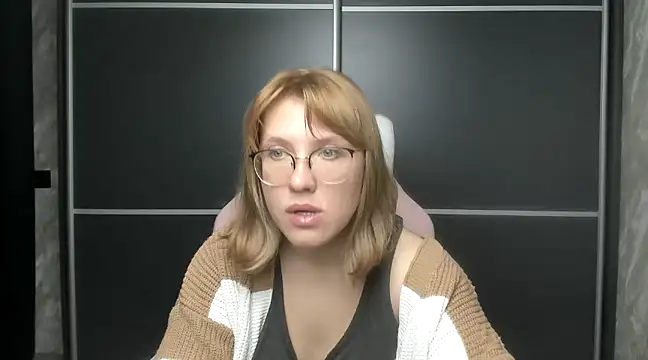Reginasmilee online show from 02-07-25, 03:41
