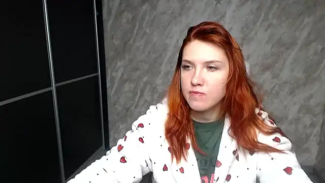 Reginasmilee online show from 01-18-26, 02:15