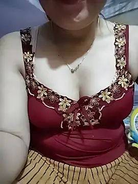 Snapshot of MiaCeleste20 chatting on 07-05-26, 03:56 MiaCeleste20 online show from 07-05-26, 03:56