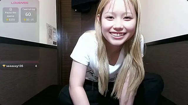 Snapshot of ichigochan2 chatting on 07-17-26, 04:41 ichigochan2 online show from 07-17-26, 04:41