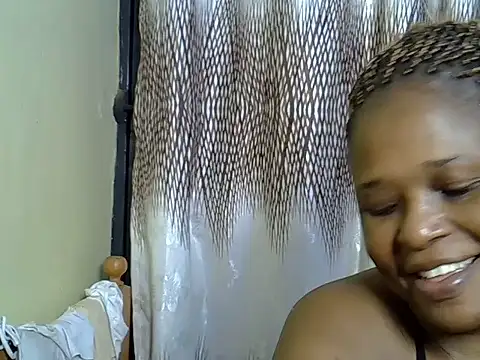 Snapshot of Pretty_Cupcake7 chatting on 07-13-26, 04:43 Pretty Cupcake7 online show from 07-13-26, 04:43