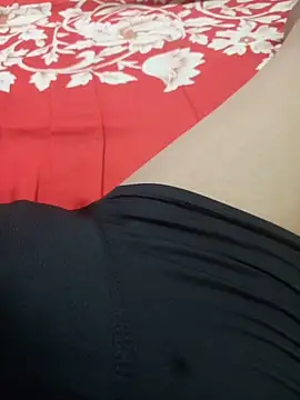 hottraibao93 online show from 06-28-26, 01:06