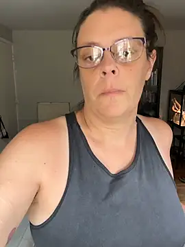 MatildaJane5 online show from 08-01-26, 02:27