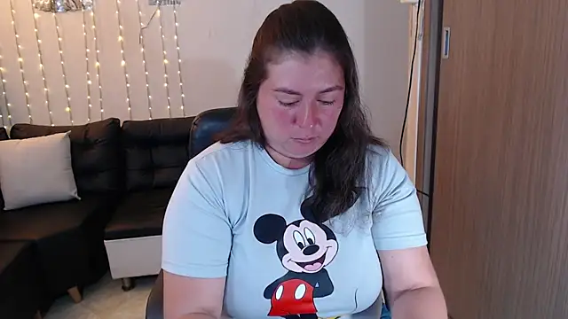 Snapshot of lorena_prg7 chatting on 06-24-26, 01:54 lorena prg7 online show from 06-24-26, 01:54