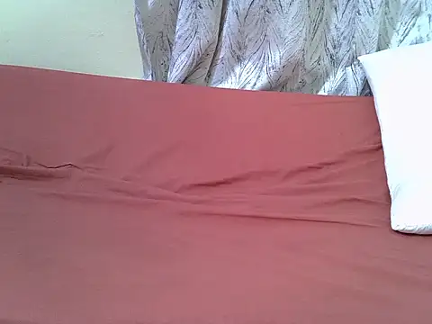 Snapshot of Ebony_Monroe1 chatting on 07-11-26, 11:57 Ebony Monroe1 online show from 07-11-26, 11:57