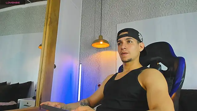 Jamexxx1  online show from 06-28-26, 09:54