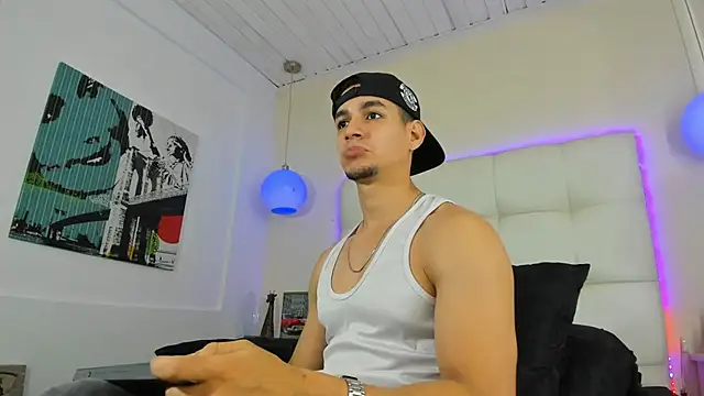 Jamexxx1  online show from 08-08-26, 11:18