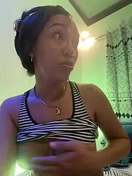 Snapshot of AmberLima chatting on 06-24-26, 06:23 AmberLima online show from 06-24-26, 06:23