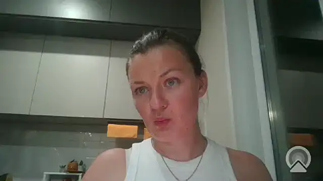 Zorelyva online show from 07-18-26, 09:51