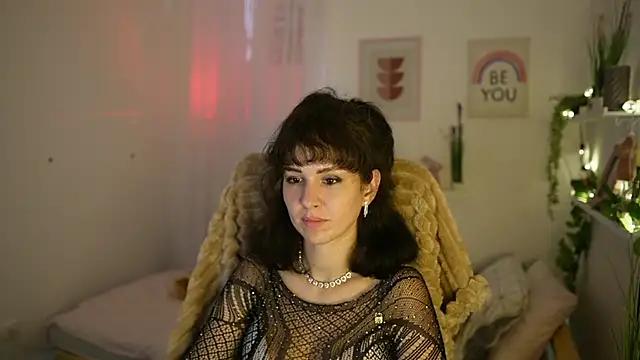 Daisy Lowe online show from 07-28-26, 02:13