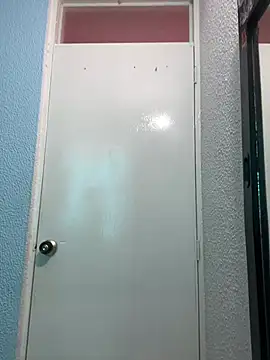 mialuxuryyx online show from 08-07-26, 03:47
