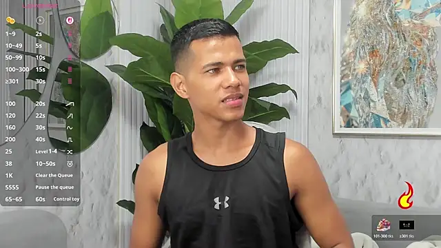 Noah sexhotty online show from 08-04-26, 03:21