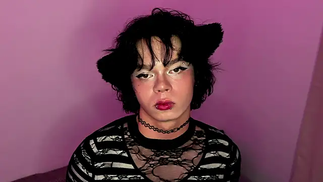 Softiemark online show from 06-25-26, 07:51