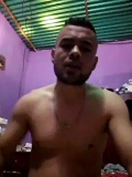 Snapshot of Tupersoperso chatting on 07-01-26, 01:51 Tupersoperso online show from 07-01-26, 01:51