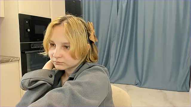 Snapshot of TatyanaBoeri chatting on 07-02-26, 06:58 TatyanaBoeri online show from 07-02-26, 06:58