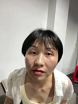 Snapshot of yin25678 chatting on 07-04-26, 05:46 yin25678 online show from 07-04-26, 05:46