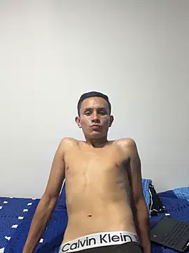 Secret lovers x online show from 07-17-26, 03:24