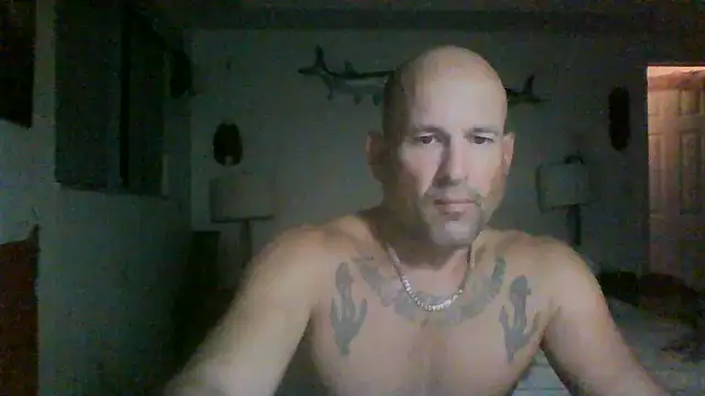Snapshot of Reelg21 chatting on 07-17-26, 05:03 Reelg21 online show from 07-17-26, 05:03