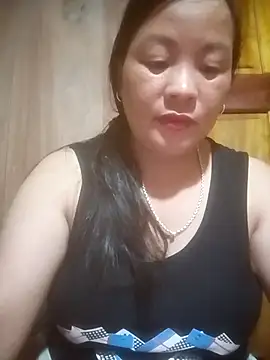 Snapshot of MinaYangon5002 chatting on 07-01-26, 05:42 MinaYangon5002 online show from 07-01-26, 05:42