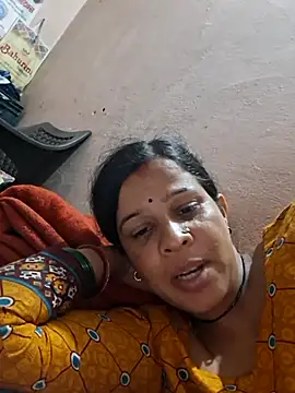 Snapshot of neeru190 chatting on 07-20-26, 05:44 neeru190 online show from 07-20-26, 05:44
