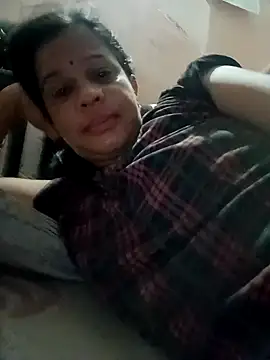 Snapshot of neeru190 chatting on 07-26-26, 11:44 neeru190 online show from 07-26-26, 11:44