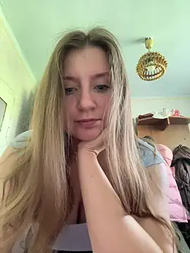 Snapshot of Eliza4121 chatting on 07-04-26, 05:57 Eliza4121 online show from 07-04-26, 05:57