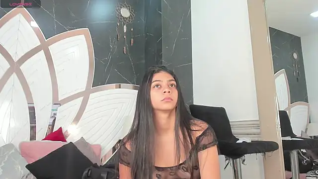 Snapshot of Veronica_M0ntiel chatting on 07-22-26, 12:30 Veronica M0ntiel online show from 07-22-26, 12:30