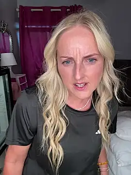 SexySophiex online show from 07-25-26, 07:55