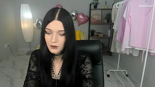 Emily  Wood online show from 07-24-26, 09:40