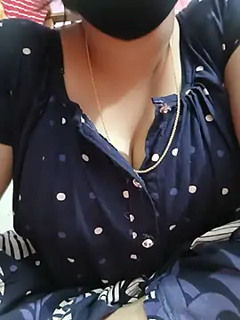 moumondal4 online show from 07-18-26, 11:14