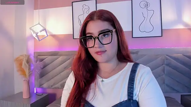 Snapshot of Bella_M00n chatting on 07-03-26, 01:28 Bella M00n online show from 07-03-26, 01:28