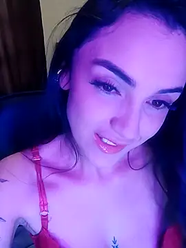 Snapshot of Gabmiller chatting on 08-08-26, 10:34 Gabmiller online show from 08-08-26, 10:34