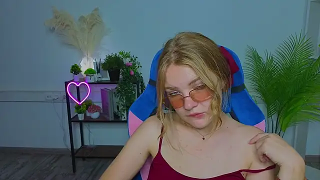 JaylaBrown online show from 07-16-26, 04:35