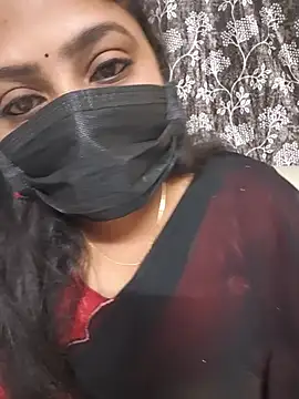 Snapshot of Honey_telugu7 chatting on 07-27-26, 05:31 Honey telugu7 online show from 07-27-26, 05:31