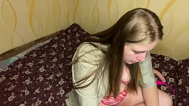 alina bels online show from 07-04-26, 07:53