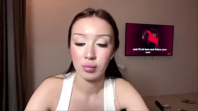 BeatrizSirk online show from 07-15-26, 04:01