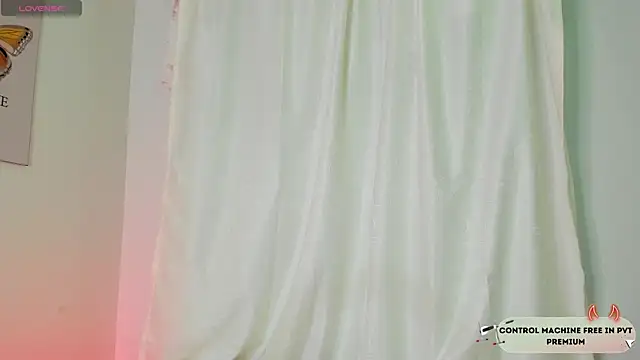 Nami  doll1 online show from 07-22-26, 12:46