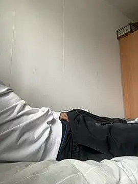 Snapshot of Masimoo10 chatting on 07-09-26, 01:37 Masimoo10 online show from 07-09-26, 01:37